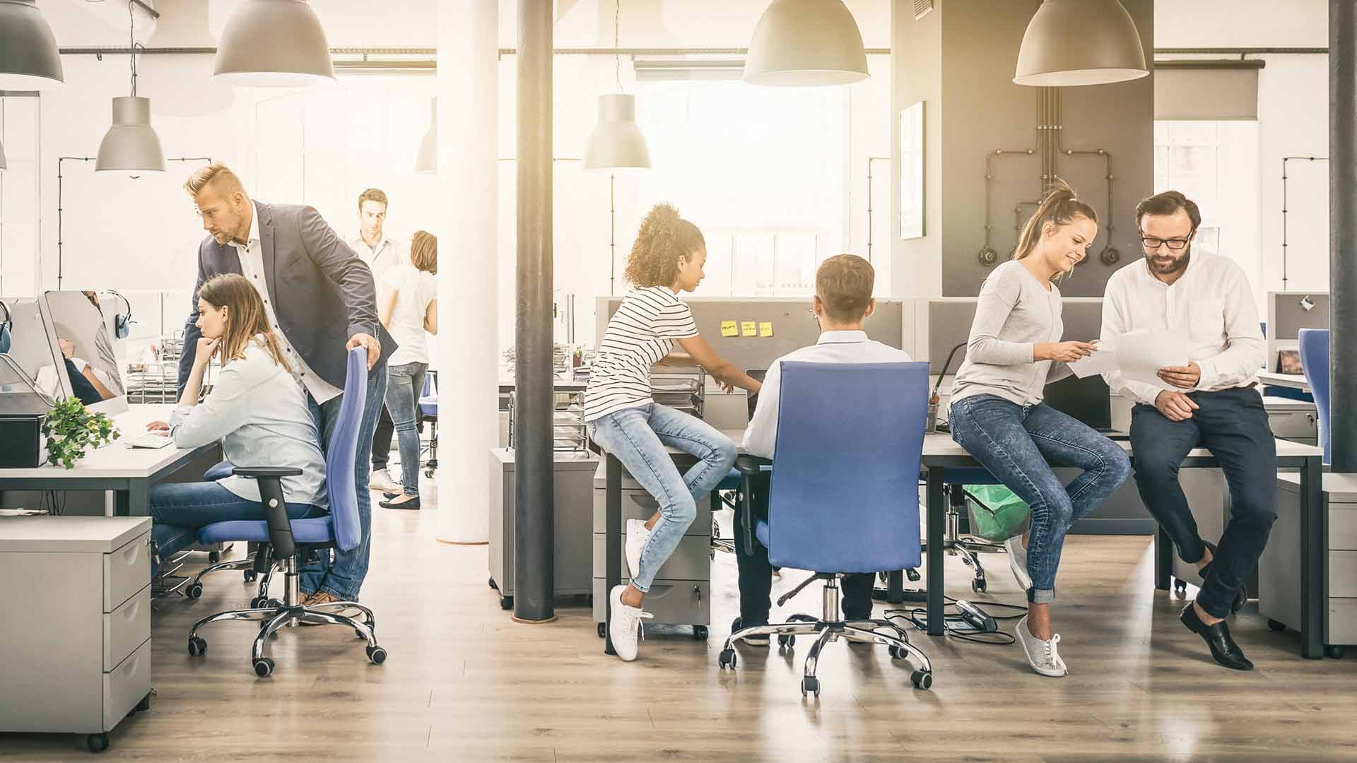 09-coworking-adobestock-250036555-1920x1080